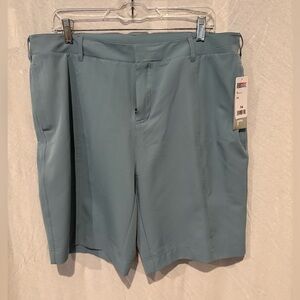 NWT 32Degrees Women’s Blue/Sage Shorts Size 14